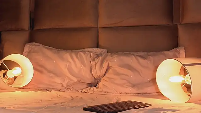 angelinepossy online show from November 18, 10:22 pm