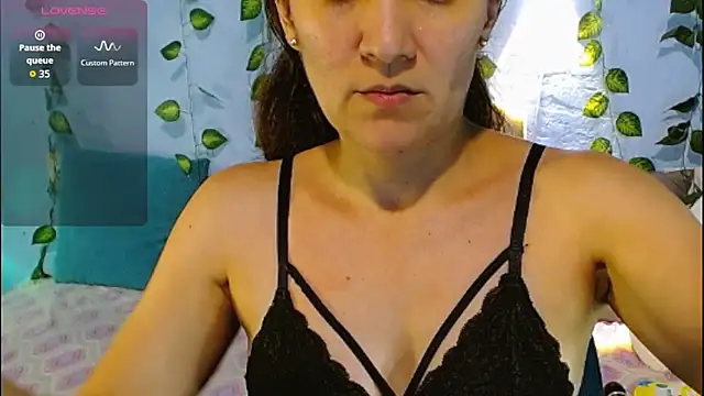 venus swet  online show from July 26, 11:12 pm