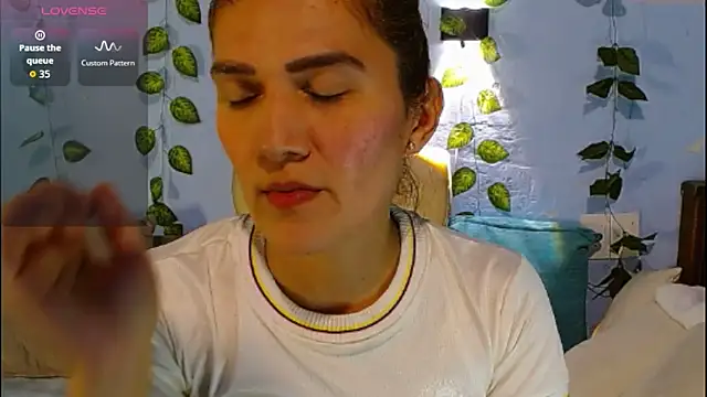venus swet  online show from June 28, 2:40 am
