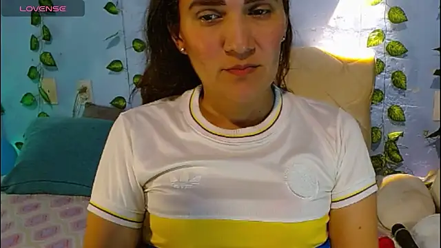 venus swet  online show from June 12, 1:02 am