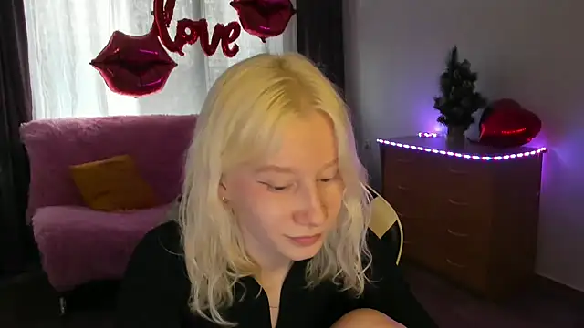 EnigmaSee online show from April 6, 9:10 am