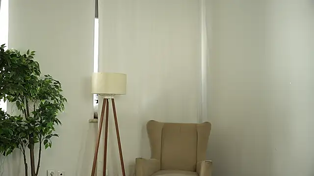 PrincessMononokee online show from March 27, 8:05 am