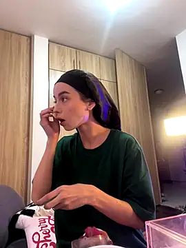 salome-brown online show from November 16, 3:41 am