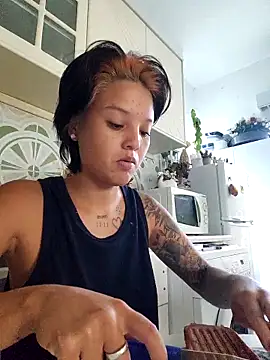 LorenRosse online show from October 1, 4:50 am