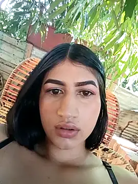 Julix A online show from September 26, 7:55 pm