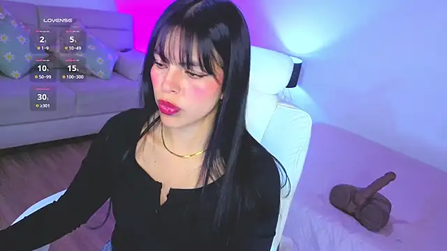 Eliie Ruizz online show from April 4, 4:22 am