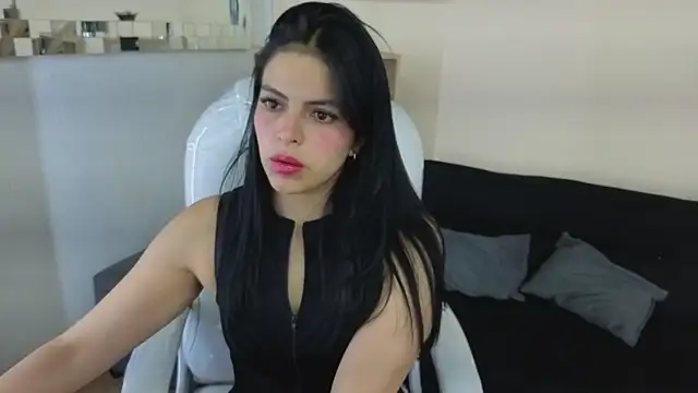 Eliie Ruizz online show from October 29, 9:28 pm