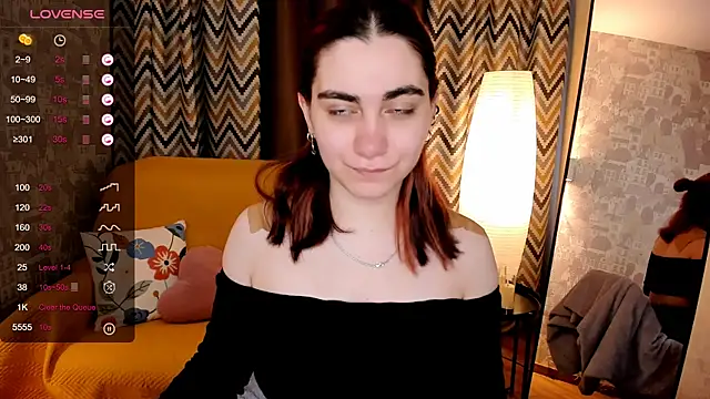 hannacheekss  online show from March 20, 2:38 am