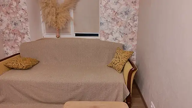 showmeparadise online show from November 27, 2:53 pm