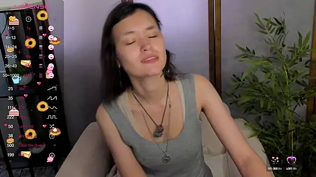 Emily Strikeee online show from September 14, 10:02 am