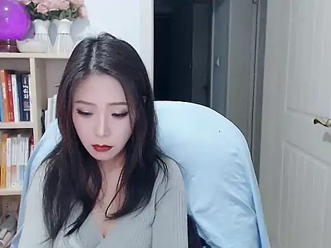 SuSushi728 online show from February 11, 4:19 pm