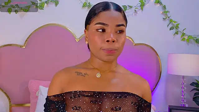 NahiaraReina online show from December 20, 1:59 pm