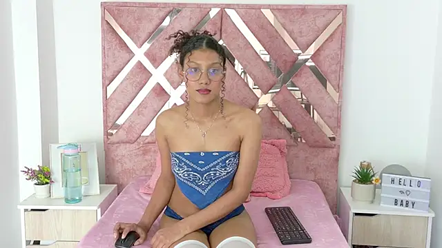 allis0n ik online show from September 26, 7:06 am