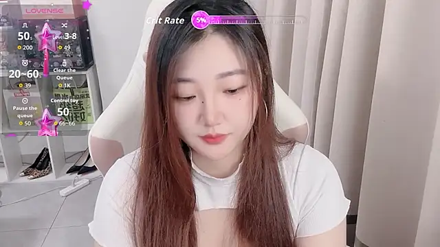 Stars Elyn online show from October 11, 10:31 am