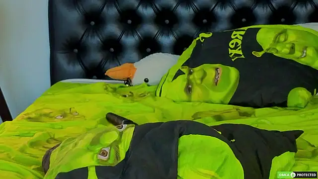 Shirley Thomas online show from March 6, 11:05 am