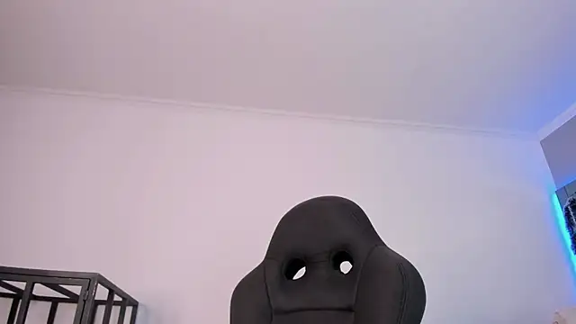 AmberiniHoffman online show from December 16, 11:27 am