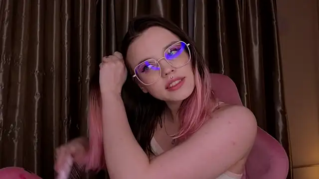 HanaMitsuri online show from January 17, 1:18 pm