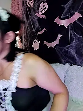 Snapshot of Nanda_Vixen chatting on October 22, 10:59 pm Nanda Vixen online show from October 22, 10:59 pm
