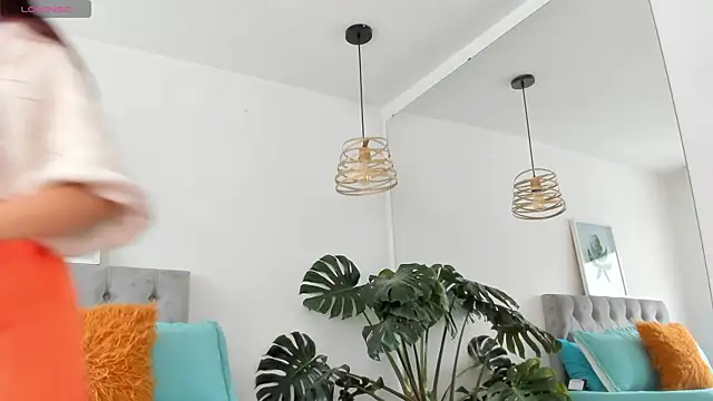 Nami sunny online show from December 20, 8:02 pm