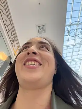 Holly Play online show from October 19, 10:17 am