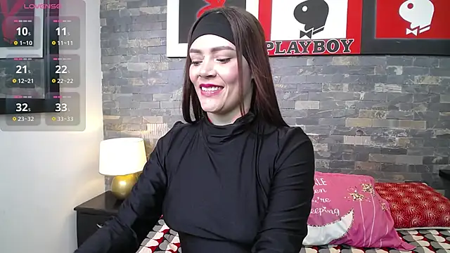 shantala krisha online show from October 31, 8:35 pm