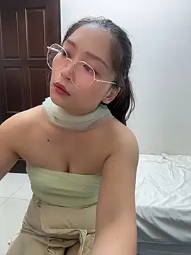 wt0314 online show from May 15, 11:18 pm