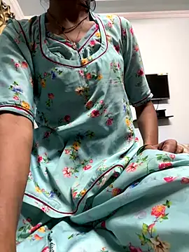 HotRiyacpl online show from December 20, 4:44 pm