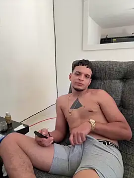 ArturoDelgado1 online show from March 21, 5:07 pm