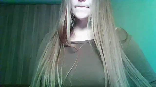 Evasapples online show from March 25, 12:27 am