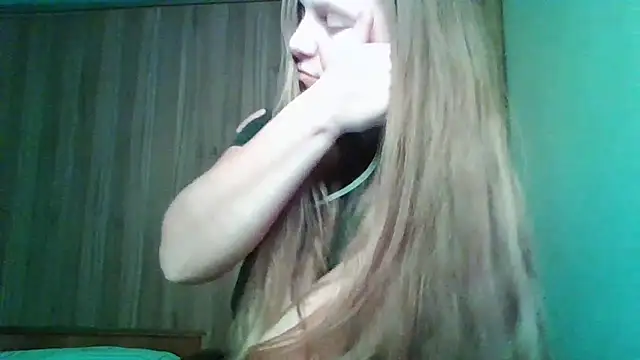 Evasapples online show from November 22, 2:09 pm