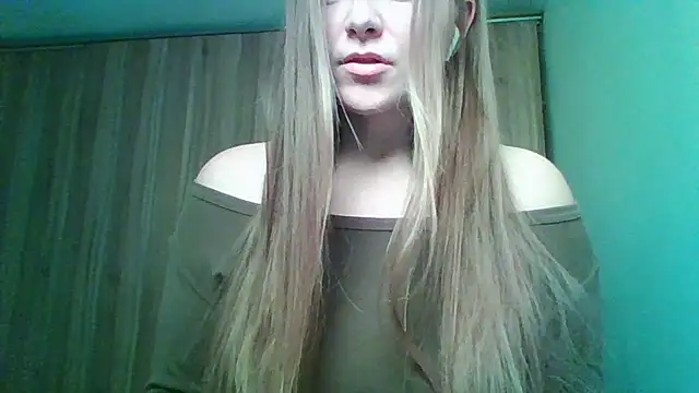 Evasapples online show from January 16, 7:10 pm