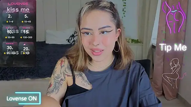 baby  kim online show from November 5, 10:20 am