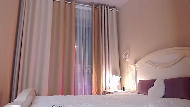 Avylew online show from November 14, 5:13 pm