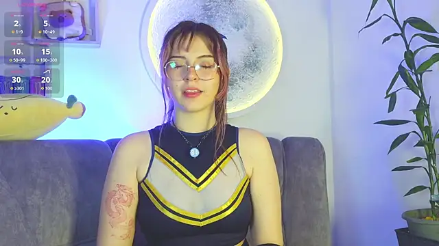 cherrybom969 online show from May 21, 7:17 am