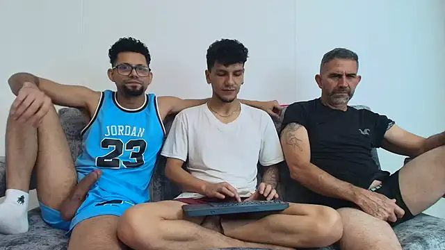 Benjamin show online show from November 13, 8:30 pm