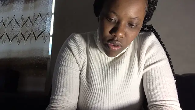 vanie online show from May 5, 1:58 pm