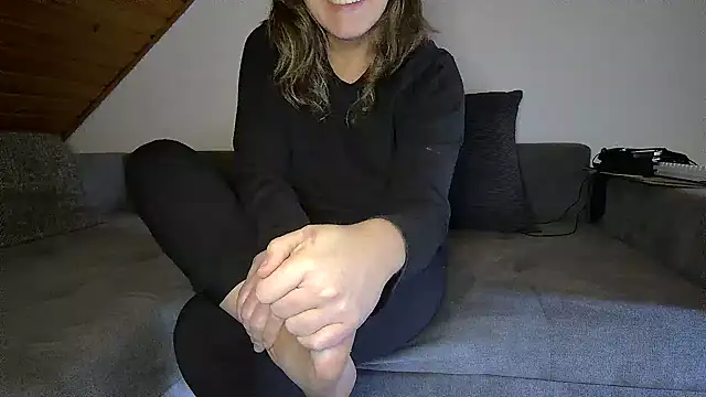 Snapshot of stunning_Rosi chatting on October 28, 9:04 am stunning Rosi online show from October 28, 9:04 am