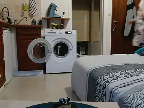 Lauzo21 online show from October 6, 5:35 am