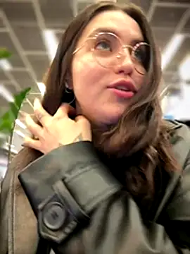 meow girl online show from November 28, 9:12 am