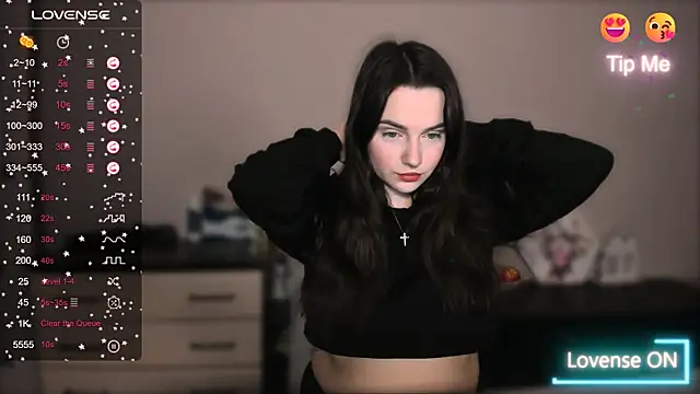   Latisha   online show from October 15, 7:05 pm