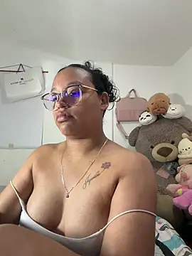 angela angels  online show from February 12, 9:11 am