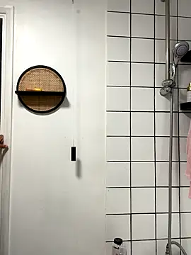 vanilla chocolate23 online show from September 25, 12:15 pm