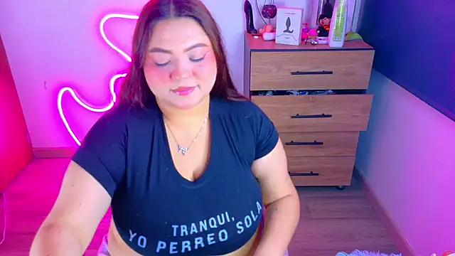 Rebeca charme21 online show from September 28, 8:30 am