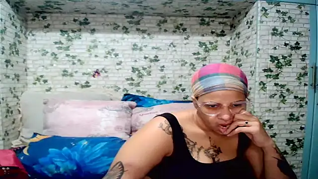 Indian candyXX online show from April 20, 4:21 pm