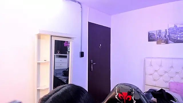 Amy Kiitty  online show from November 14, 12:38 pm