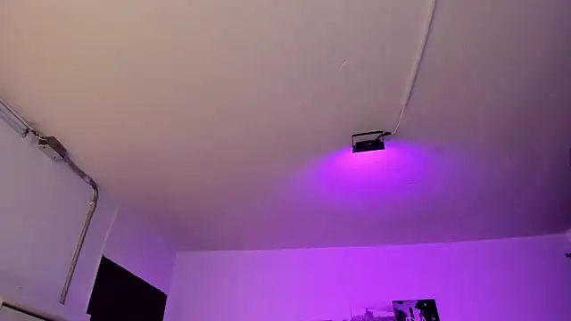 Amy Kiitty  online show from March 31, 1:11 pm