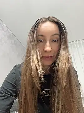 viviandaimond1 online show from April 1, 11:13 pm