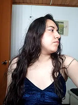 Emi chik online show from January 15, 11:05 am