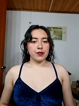 Emi chik online show from July 30, 6:14 am