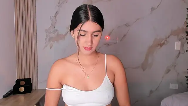 Snapshot of Ashley_Evans18 chatting on September 17, 12:25 pm Ashley Evans18 online show from September 17, 12:25 pm